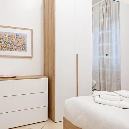 Bnbutler - Pellegrino Rossi, 42 - Ampio E Comodo Per 5 Milan Exterior photo